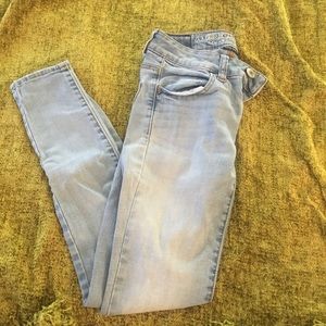 Light wash jeggings from American Eagle